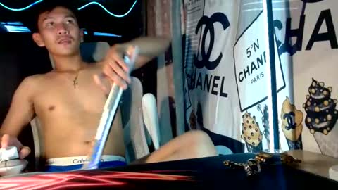 ralfhuge24 online show from July 4, 2026, 10:16 pm