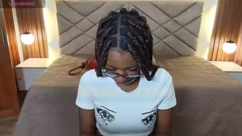 Snapshot of raqueljones_ chatting on July 19, 2026, 11:58 am Raquel online show from July 19, 2026, 11:58 am