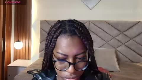 Snapshot of raqueljones_ chatting on July 23, 2026, 12:03 pm Raquel online show from July 23, 2026, 12:03 pm