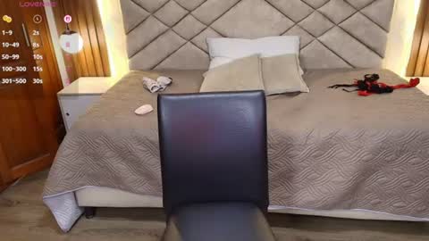 Snapshot of raqueljones_ chatting on July 28, 2026, 4:39 pm Raquel online show from July 28, 2026, 4:39 pm