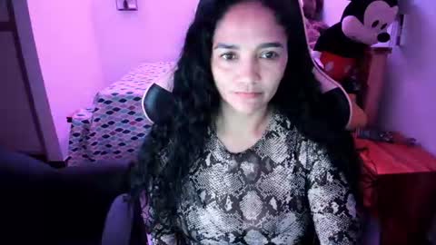 Danna online show from July 22, 2026, 7:27 pm