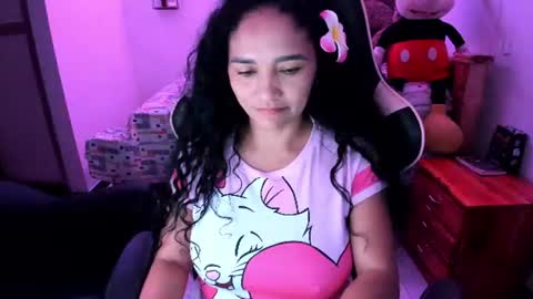 Danna online show from July 26, 2026, 11:33 pm