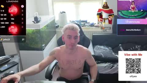 Rayzel White online show from May 13, 2026, 1:30 pm