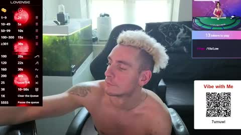 Rayzel White online show from May 22, 2026, 5:18 pm