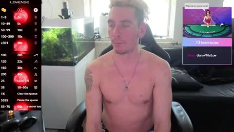 Rayzel White online show from May 31, 2026, 12:45 pm