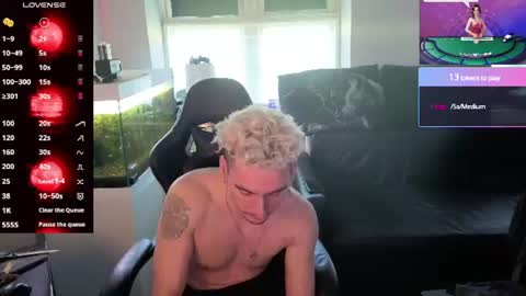 Rayzel White online show from June 20, 2026, 4:32 pm