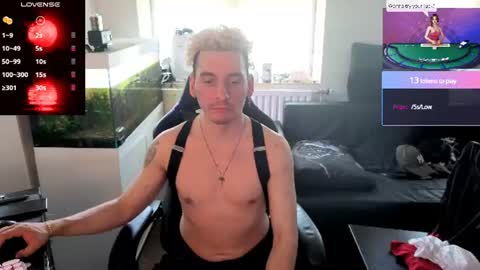Rayzel White online show from July 2, 2026, 12:11 pm
