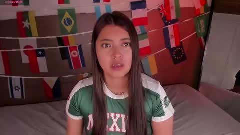 Snapshot of rebeca_williams_ chatting on June 18, 2026, 12:31 pm Rebeca Williams online show from June 18, 2026, 12:31 pm