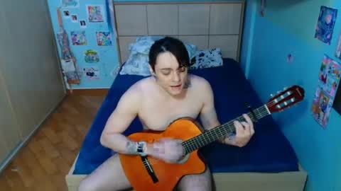 Snapshot of renaseric chatting on July 24, 2026, 11:03 pm RenasEric online show from July 24, 2026, 11:03 pm