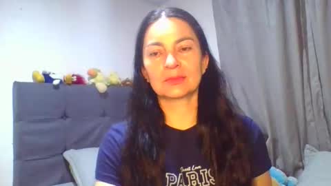renata_hot1 online show from May 3, 2026, 12:49 am