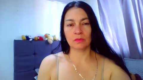 renata_hot1 online show from June 1, 2026, 7:15 pm