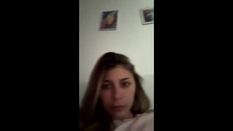 renee_loah online show from May 18, 2026, 11:38 am