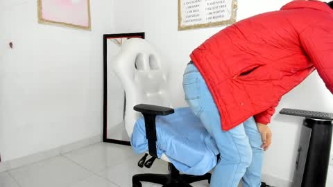 reymasterhot online show from April 7, 2026, 12:44 am