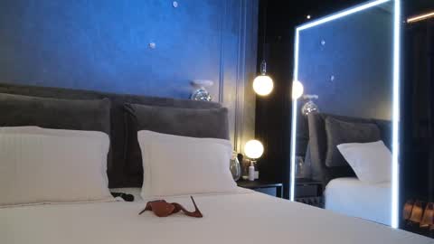    if you wanna buy smth stockingsph etc  custom videos or pics  online show from May 25, 2026, 10:21 am