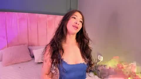 Snapshot of riley_bensongh chatting on May 1, 2026, 10:14 pm Riley online show from May 1, 2026, 10:14 pm
