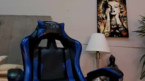 Roan Birkin online show from June 16, 2026, 7:27 pm
