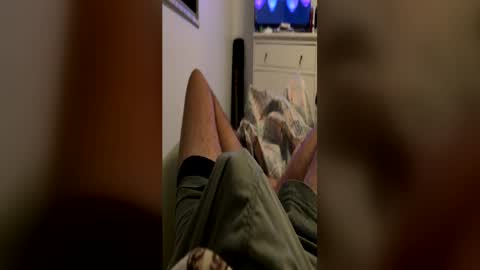 Snapshot of rooster2028 chatting on July 7, 2026, 11:42 pm rooster2028 online show from July 7, 2026, 11:42 pm