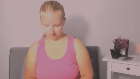 Rose online show from July 27, 2026, 6:42 am