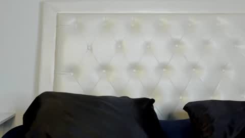 rouse_sexy_hotxx77 online show from July 2, 2026, 4:07 am