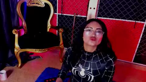 roxana_bdsm online show from October 28, 2025, 3:25 pm