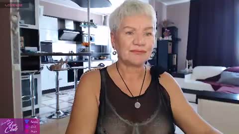 Roxana online show from June 20, 2026, 1:25 pm