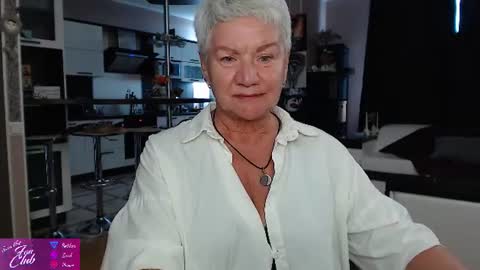 Roxana online show from June 23, 2026, 2:37 pm