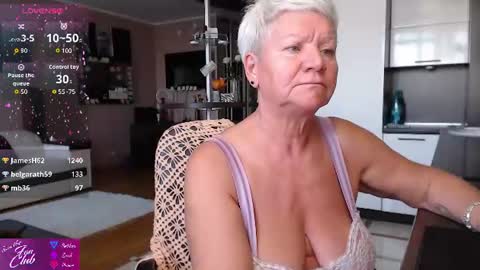 Roxana online show from July 18, 2026, 6:23 pm