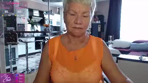 Roxana online show from July 25, 2026, 2:14 pm