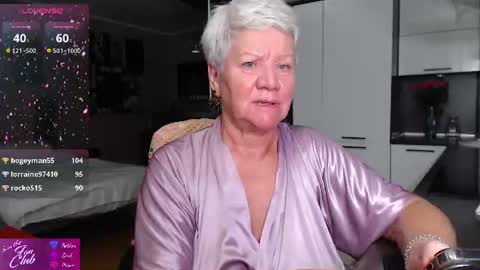 Roxana online show from July 31, 2026, 8:19 pm