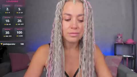 Roxy online show from July 9, 2026, 1:31 am