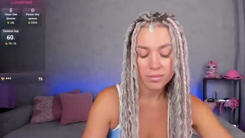 Roxy online show from July 14, 2026, 2:05 am