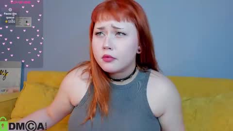 Snapshot of roxy_moor chatting on July 18, 2026, 9:24 am Roxy online show from July 18, 2026, 9:24 am