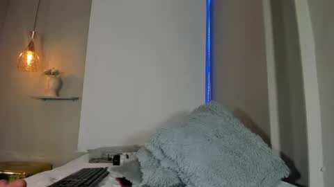 roxy_stone1 online show from July 14, 2026, 10:21 am