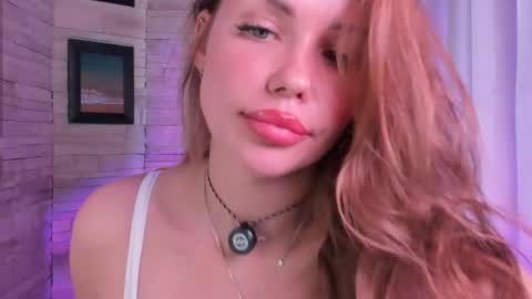 Roxy follow me online show from June 28, 2026, 12:44 pm