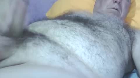 Snapshot of rubbing11 chatting on June 4, 2026, 11:27 am rubbing online show from June 4, 2026, 11:27 am