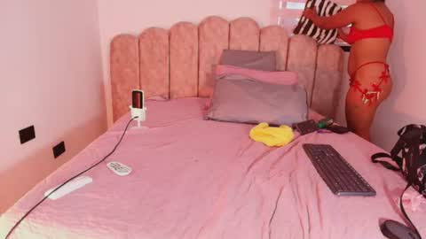 s_sofia_ online show from July 6, 2026, 7:16 pm