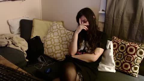sabinewinters online show from April 28, 2026, 12:09 am