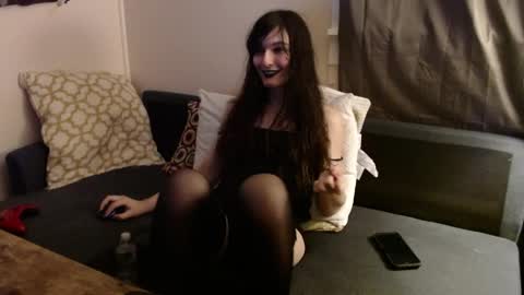 sabinewinters online show from May 16, 2026, 12:40 am
