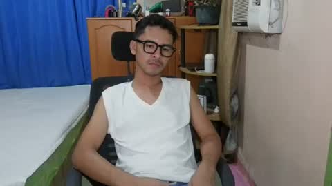 Sachu01 online show from July 8, 2026, 4:44 pm