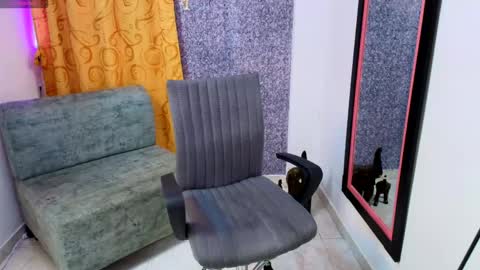 sally_ricci online show from June 5, 2026, 7:30 pm