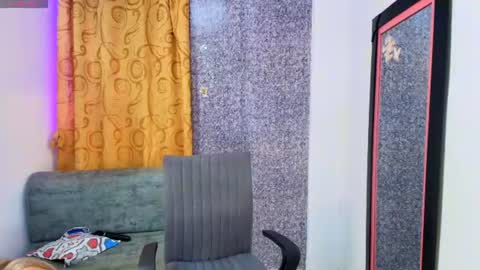 sally_ricci online show from July 19, 2026, 3:32 am