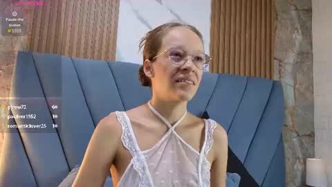Snapshot of salome_cruxx chatting on June 18, 2026, 11:47 am salome_cruxx online show from June 18, 2026, 11:47 am
