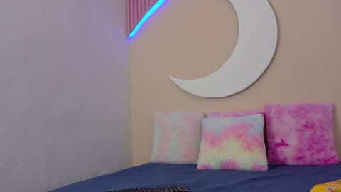 samanthalaurent online show from June 13, 2026, 7:12 pm
