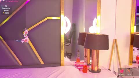 Samantha  online show from May 7, 2026, 5:02 am