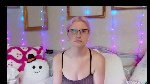 Samantha online show from June 27, 2026, 12:33 pm