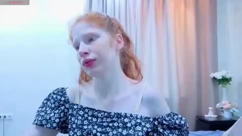 Snapshot of sandra__wilson chatting on July 8, 2026, 1:32 am Sandra online show from July 8, 2026, 1:32 am