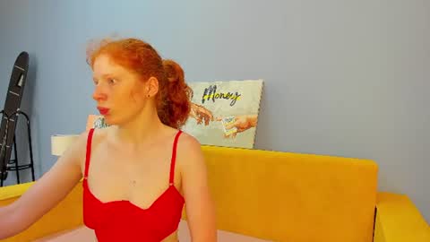 Snapshot of sandra__wilson chatting on July 31, 2026, 2:44 am Sandra online show from July 31, 2026, 2:44 am