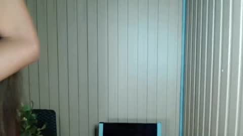 sandra online show from July 12, 2026, 4:58 am