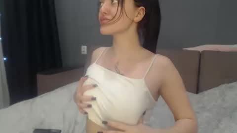 sandra_smith3007 online show from May 21, 2026, 9:33 pm