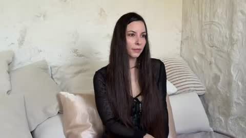 Sandra Schonherz online show from August 1, 2026, 6:12 am